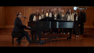 Family Harmonies: The Williamsons Bring Joy to Worship
