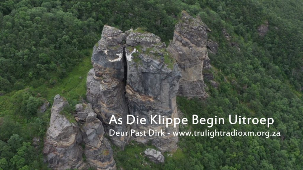 As Die Klippe Begin Uitroep Deur Past. Dirk